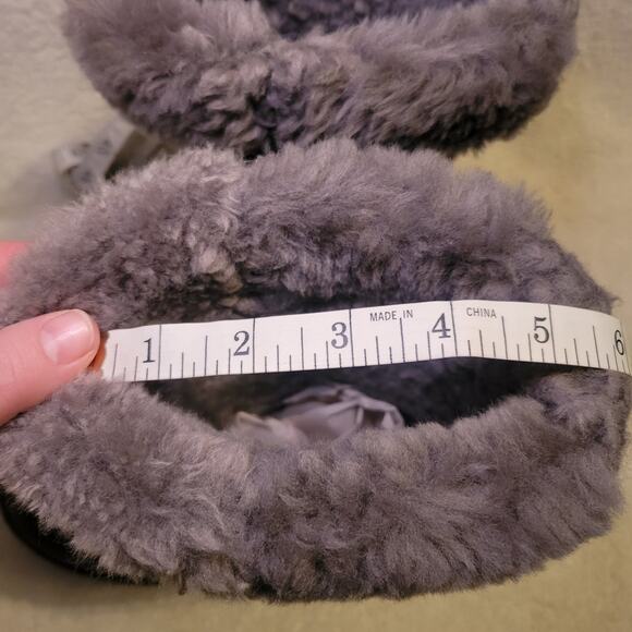 Uggs Gray Suede Mid Calf Pull On Classic Winter Boots Womens Size 6 - Picture 6 of 9